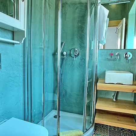 Apartment Intendente Gallery Lisbon